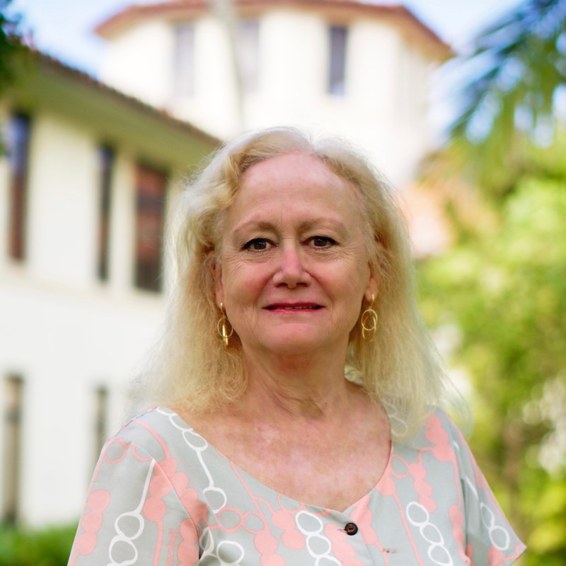 image of Stacey Roberts